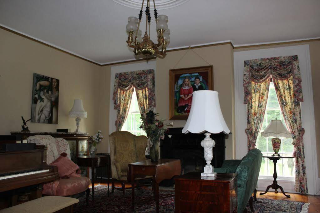 Oakcliff Bed And Breakfast Halfmoon Exterior foto